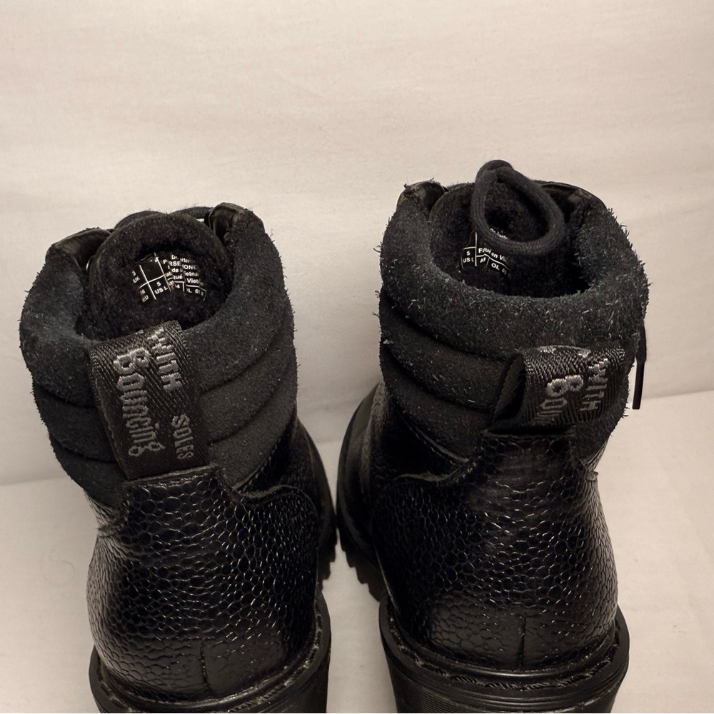 Dr Martens Women Persephone FL 6 Eye Blk Pebbled Leather Ankle Heeled Boots Sz 5 - Picture 9 of 14